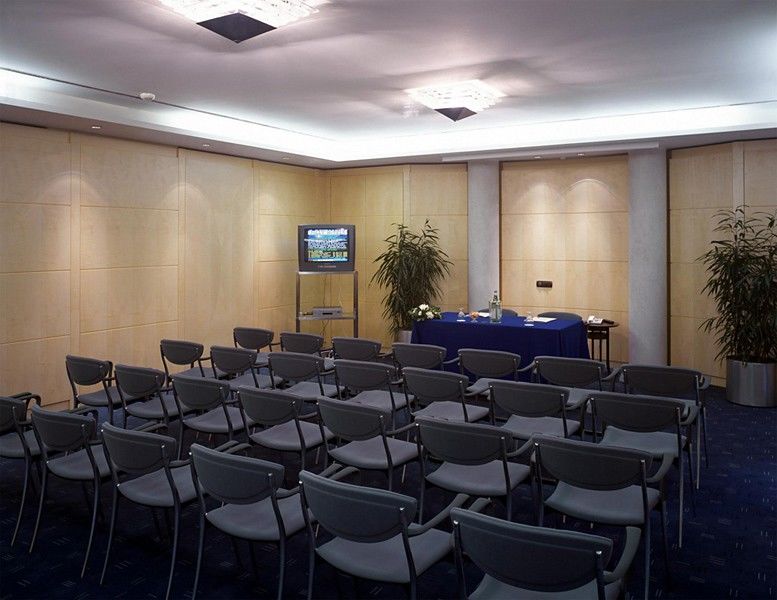 Nh Pontevecchio Hotel 4*